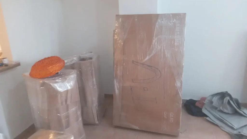 نقل اثاث شقة دبي